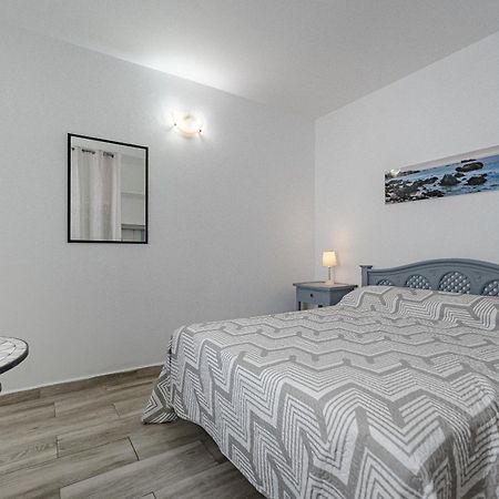 Primavera Tranquil Retreat 2-Bedroom Apartment With Balcony, Garden View & Fiber Wifi Arona  Esterno foto