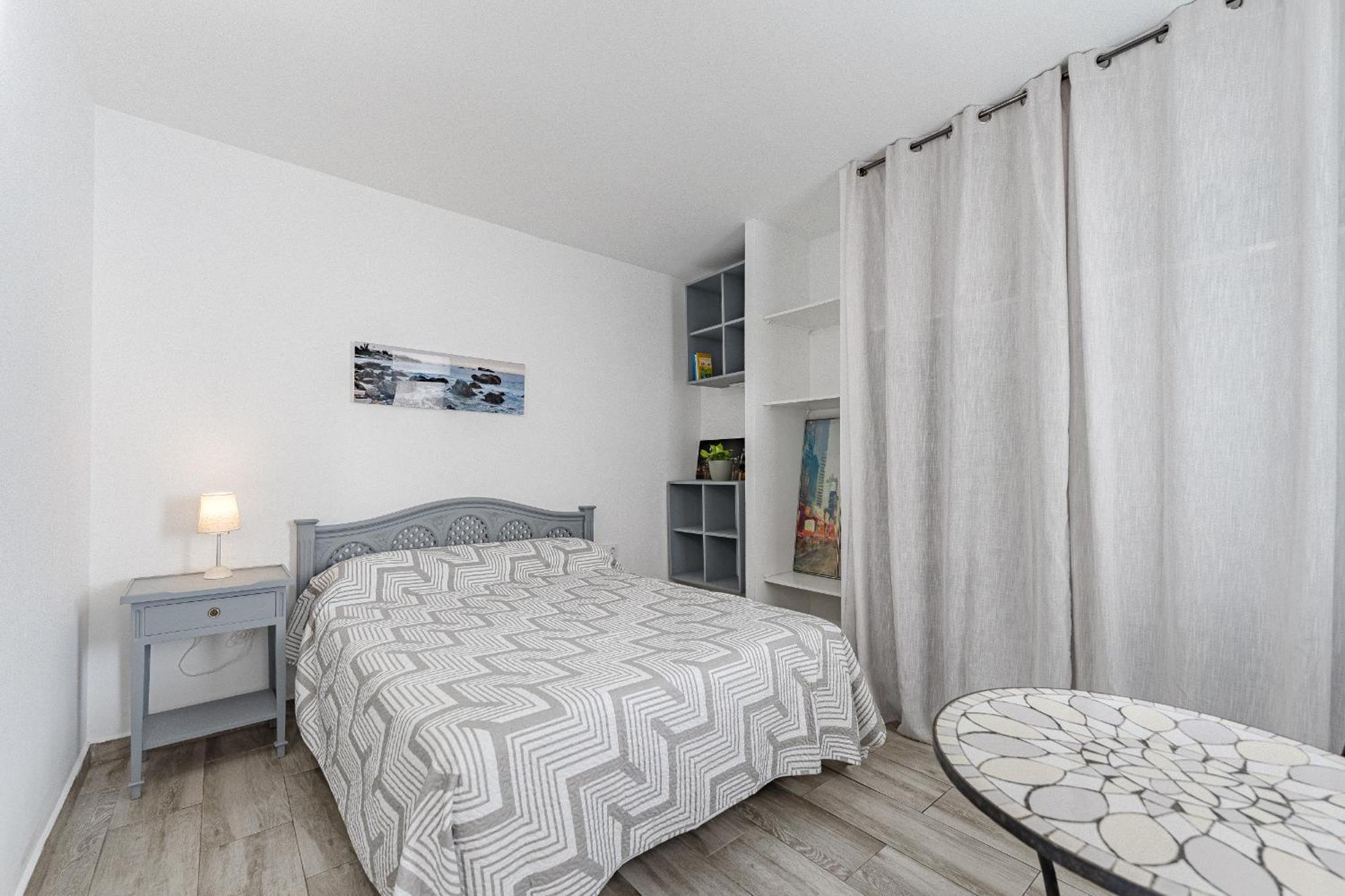 Primavera Tranquil Retreat 2-Bedroom Apartment With Balcony, Garden View & Fiber Wifi Arona  Esterno foto