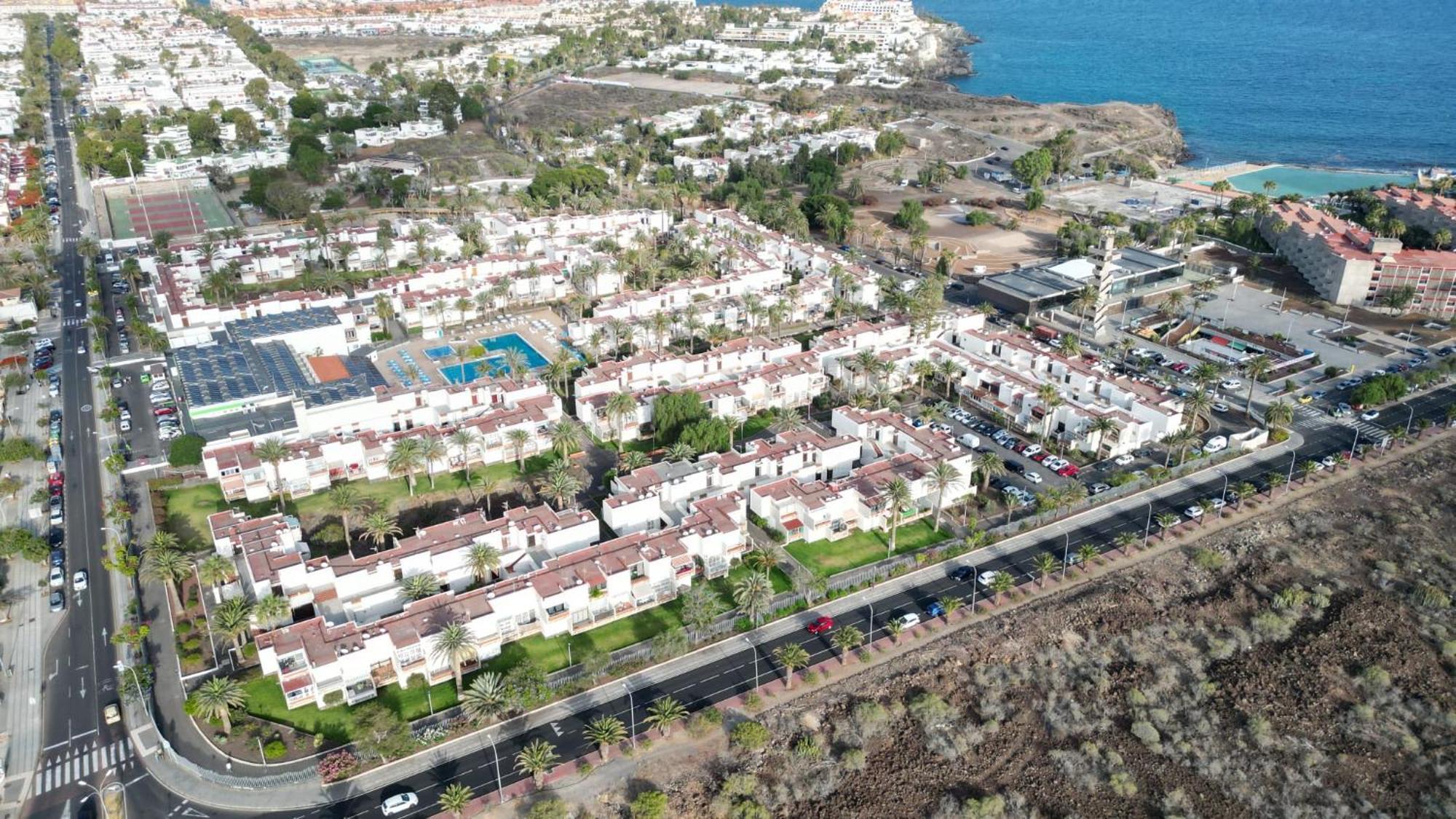 Primavera Tranquil Retreat 2-Bedroom Apartment With Balcony, Garden View & Fiber Wifi Arona  Esterno foto