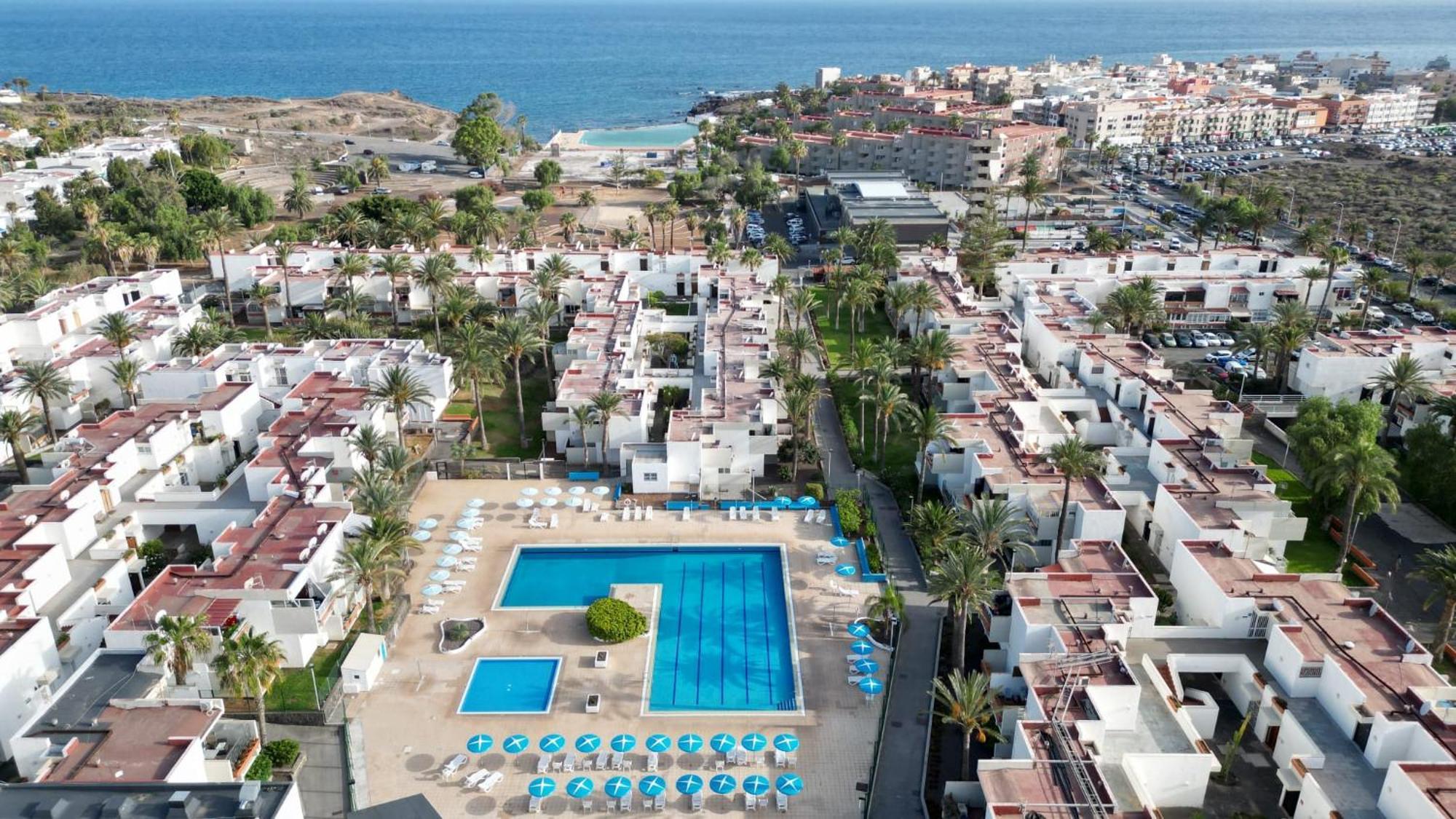 Primavera Tranquil Retreat 2-Bedroom Apartment With Balcony, Garden View & Fiber Wifi Arona  Esterno foto